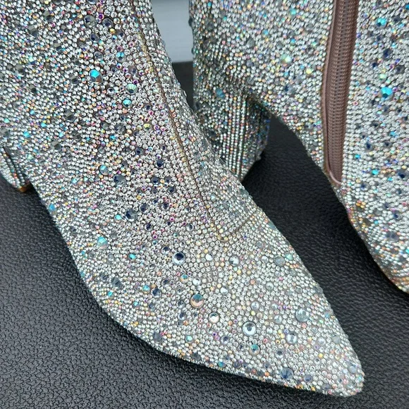 EUC Betsy Johnson Glass stone upper Sequins 3 1/2" heeled Boots sz 8.5M - Picture 3 of 14